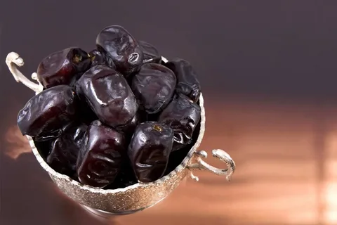 تصویر 4 از خرما مضافتی ممتاز با کیفیت برتر و بافت نرم مناسب صادرات